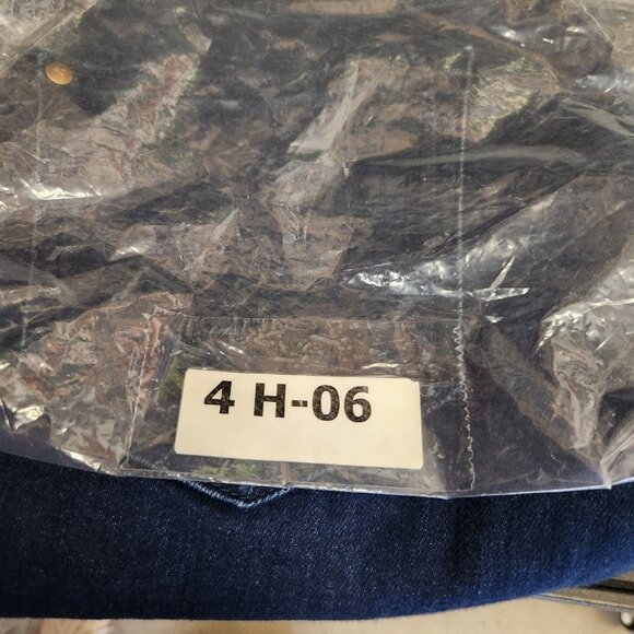 Anthropologie Pilcro Flare Jean Womens Size 33 Mid Rise Dark Wash 30 Inseam - Picture 13 of 13